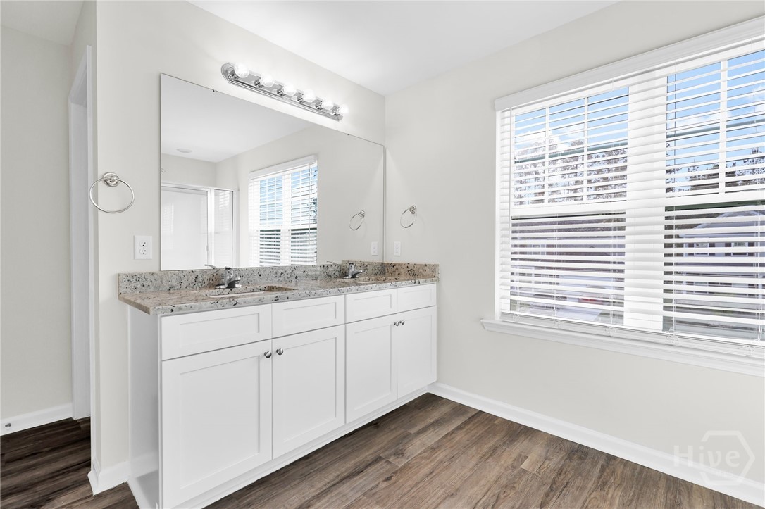 236 Cromer Street Savannah, GA 31407 - Photo 32 of 50 Primary ensuite bath