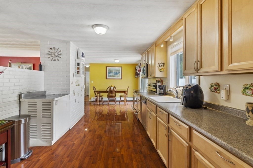 7 Cody Road Framingham, MA 01701 - Photo 14 of 42 Gallery Image 14