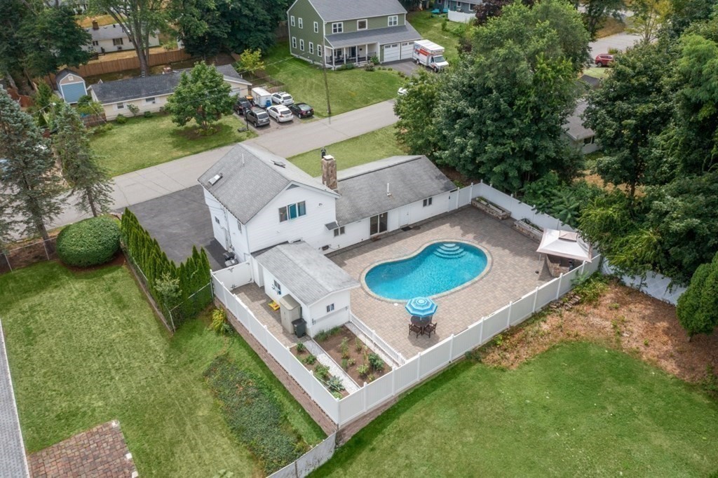7 Cody Road Framingham, MA 01701 - Photo 4 of 42 Gallery Image 4