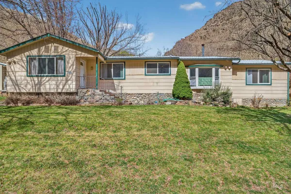$439,000 | 100 Park, Riggins, ID 83549