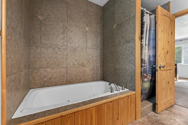 $439,000 | 100 Park, Riggins, ID 83549