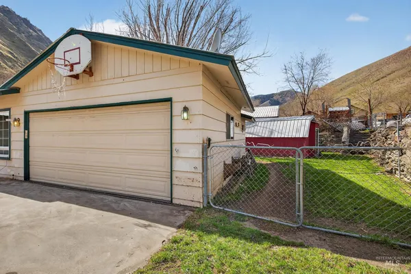 $439,000 | 100 Park, Riggins, ID 83549