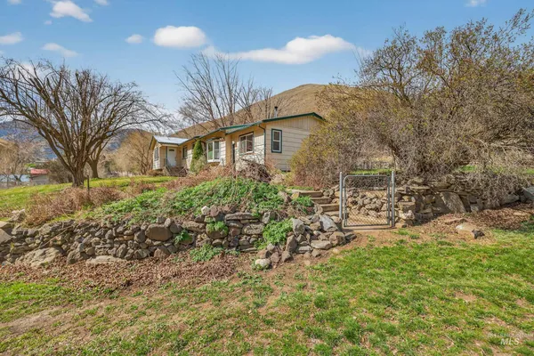 $439,000 | 100 Park, Riggins, ID 83549