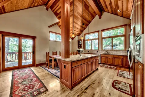 $1,399,000 | 12712 Zurich Place, Truckee, CA 96161
