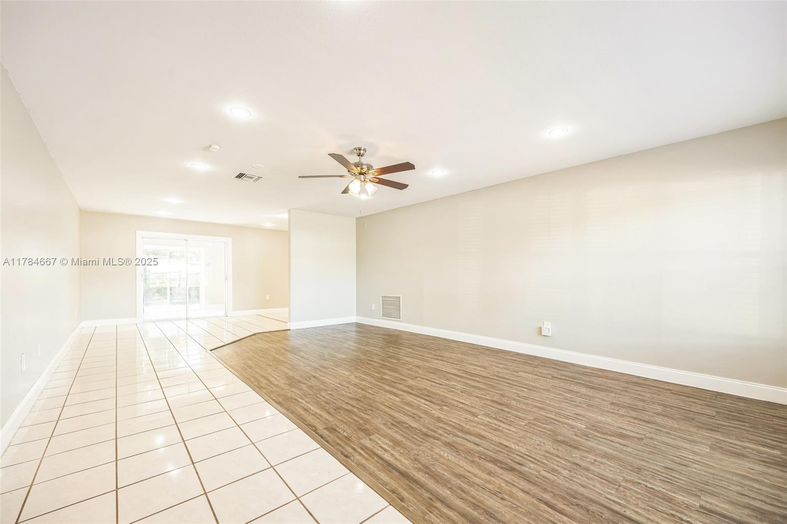 22188 Southwest 59th Avenue Boca Raton, FL 33428 - Photo 5 of 16