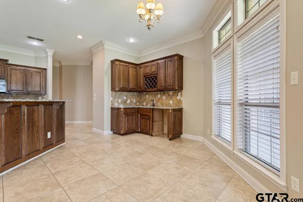$3,495 | 15233 Wagon Wheel Circle, Chandler, TX 75758