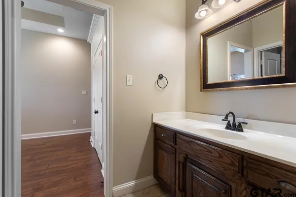 $3,495 | 15233 Wagon Wheel Circle, Chandler, TX 75758