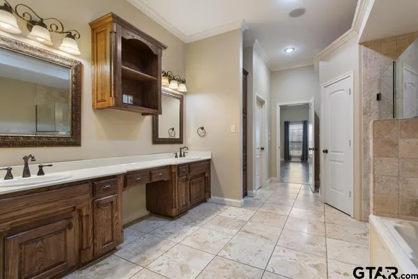$3,495 | 15233 Wagon Wheel Circle, Chandler, TX 75758