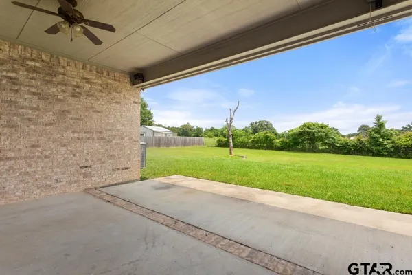 $3,495 | 15233 Wagon Wheel Circle, Chandler, TX 75758