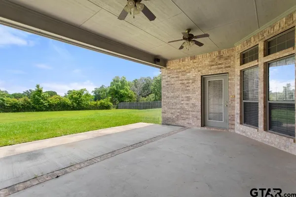 $3,495 | 15233 Wagon Wheel Circle, Chandler, TX 75758