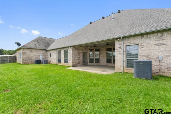 $3,495 | 15233 Wagon Wheel Circle, Chandler, TX 75758