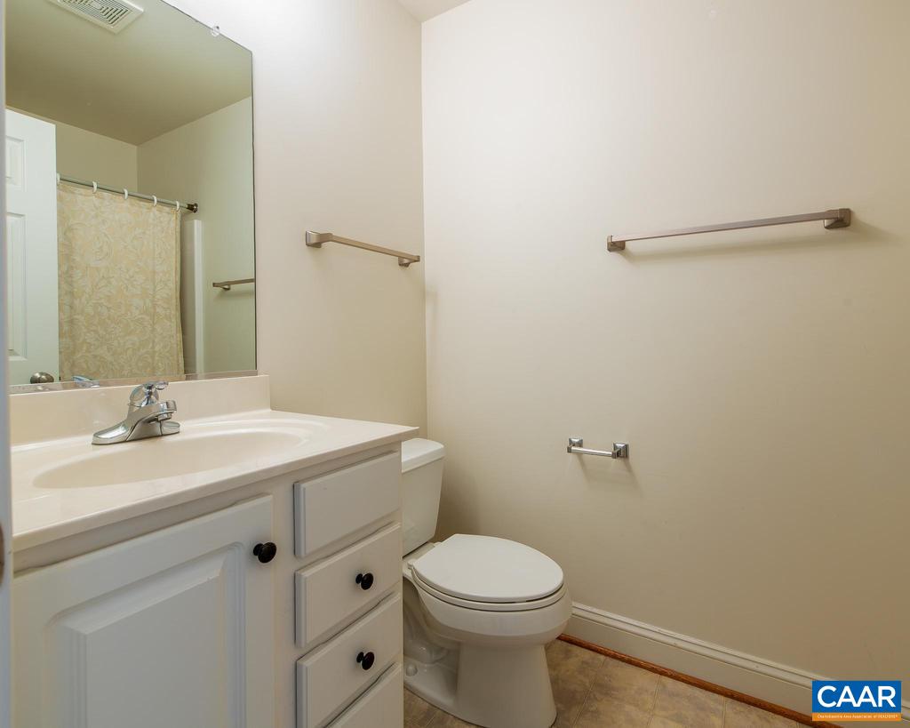 1315 Gate Post Lane Charlottesville, VA 22901 - Photo 23 of 37 Bathroom 2