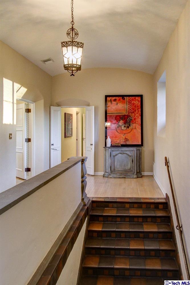 488 South San Rafael Avenue Pasadena, CA 91105 - Photo 24 of 80 Additional Photo