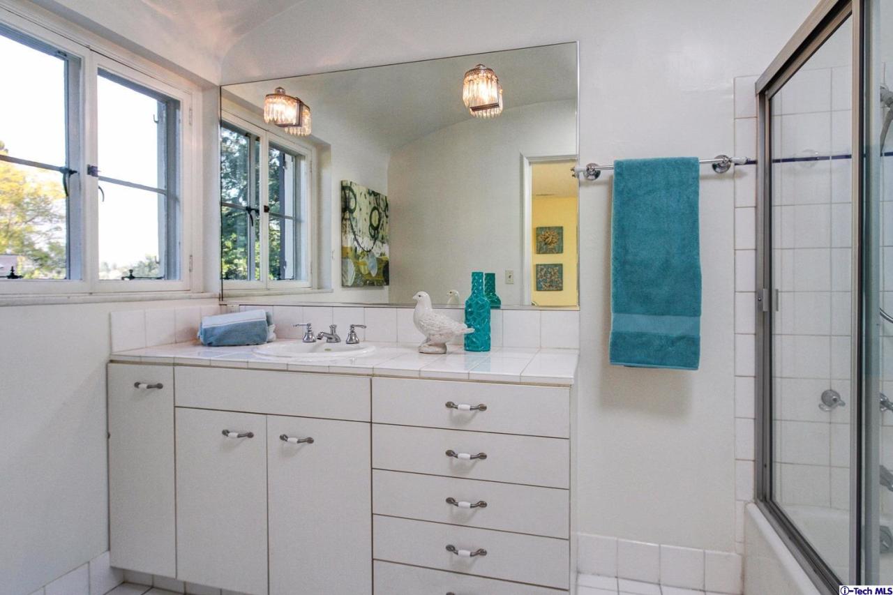 488 South San Rafael Avenue Pasadena, CA 91105 - Photo 42 of 80 Additional Photo