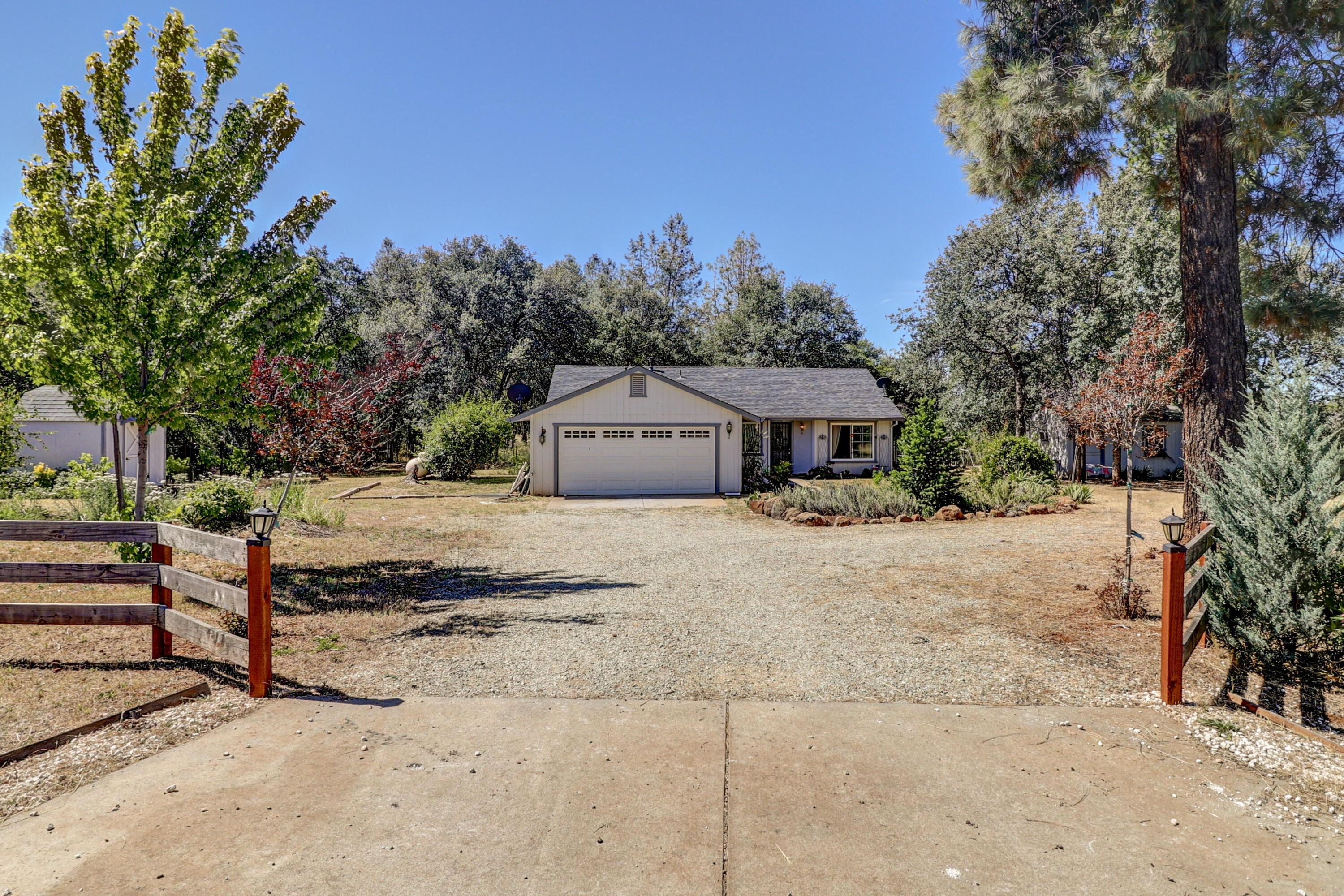 5094 Wilson Hill Road Manton, CA 96059 - Photo 1 of 35 FRONT OF HOUSE