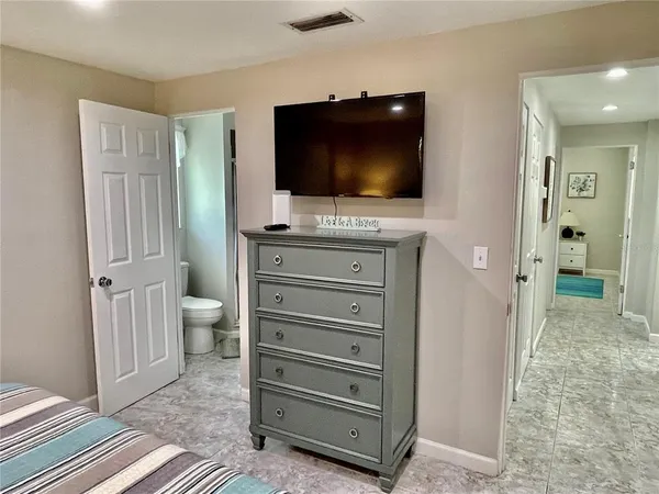 $438,900 | 3174 Regatta Circle, Sarasota, FL 34231