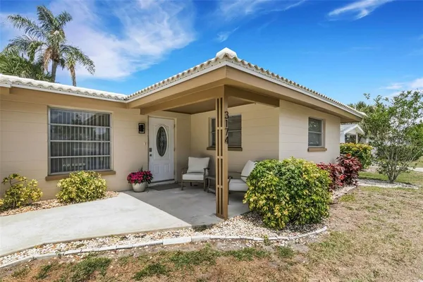 $438,900 | 3174 Regatta Circle, Sarasota, FL 34231
