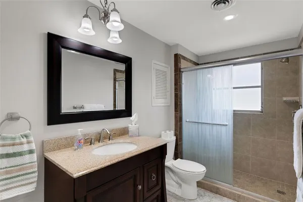 $438,900 | 3174 Regatta Circle, Sarasota, FL 34231