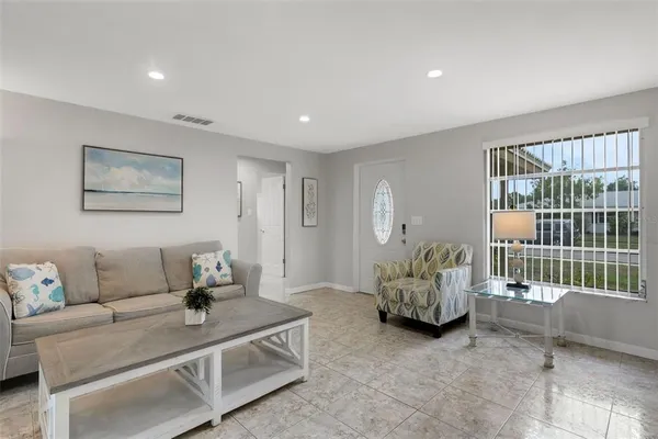$438,900 | 3174 Regatta Circle, Sarasota, FL 34231