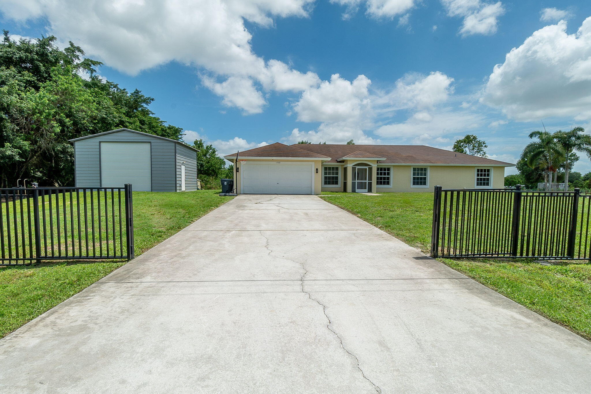 17468 North 38th Road North Loxahatchee, FL 33470 - Photo 1 of 40 Outside