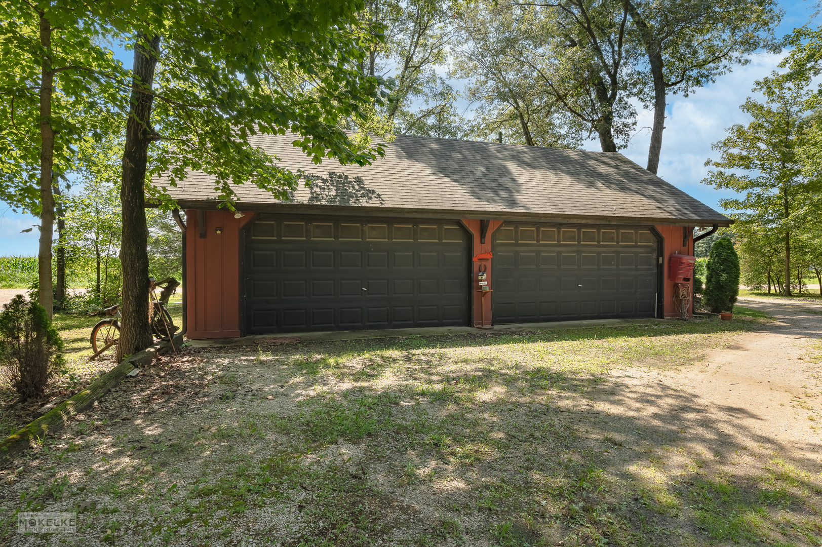2152 North 41st Road Sheridan, IL 60551 - Photo 6 of 50 a house with a tree in front of it