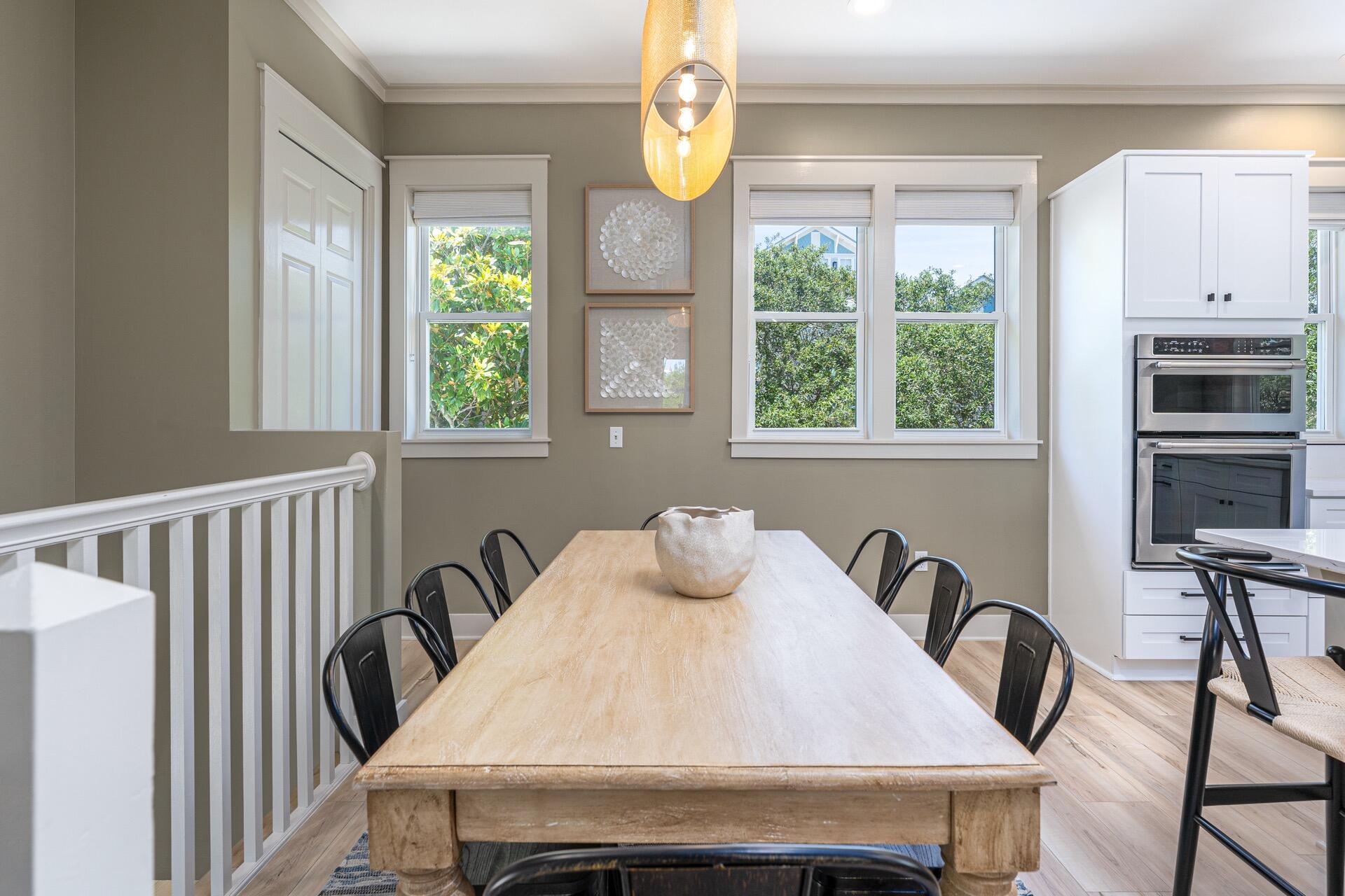186 Old Beach Road Santa Rosa Beach, FL 32459 - Photo 9 of 21 a dining room with furniture and window