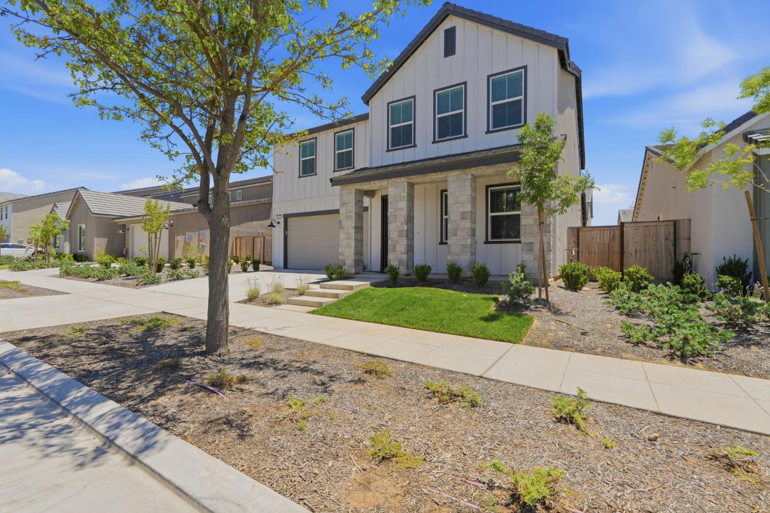 3937 Buttercup Road Madera, CA 93636 - Photo 3 of 74