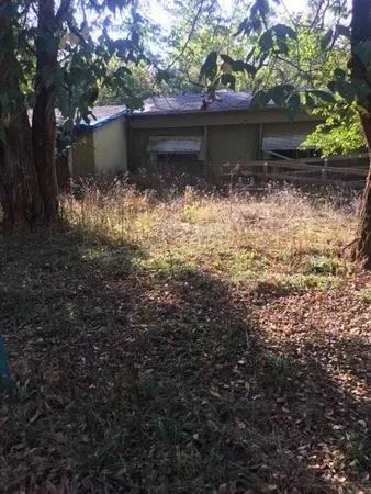 $20,000 | 21 Cedar Crest Drive, Mound City, KS 66056