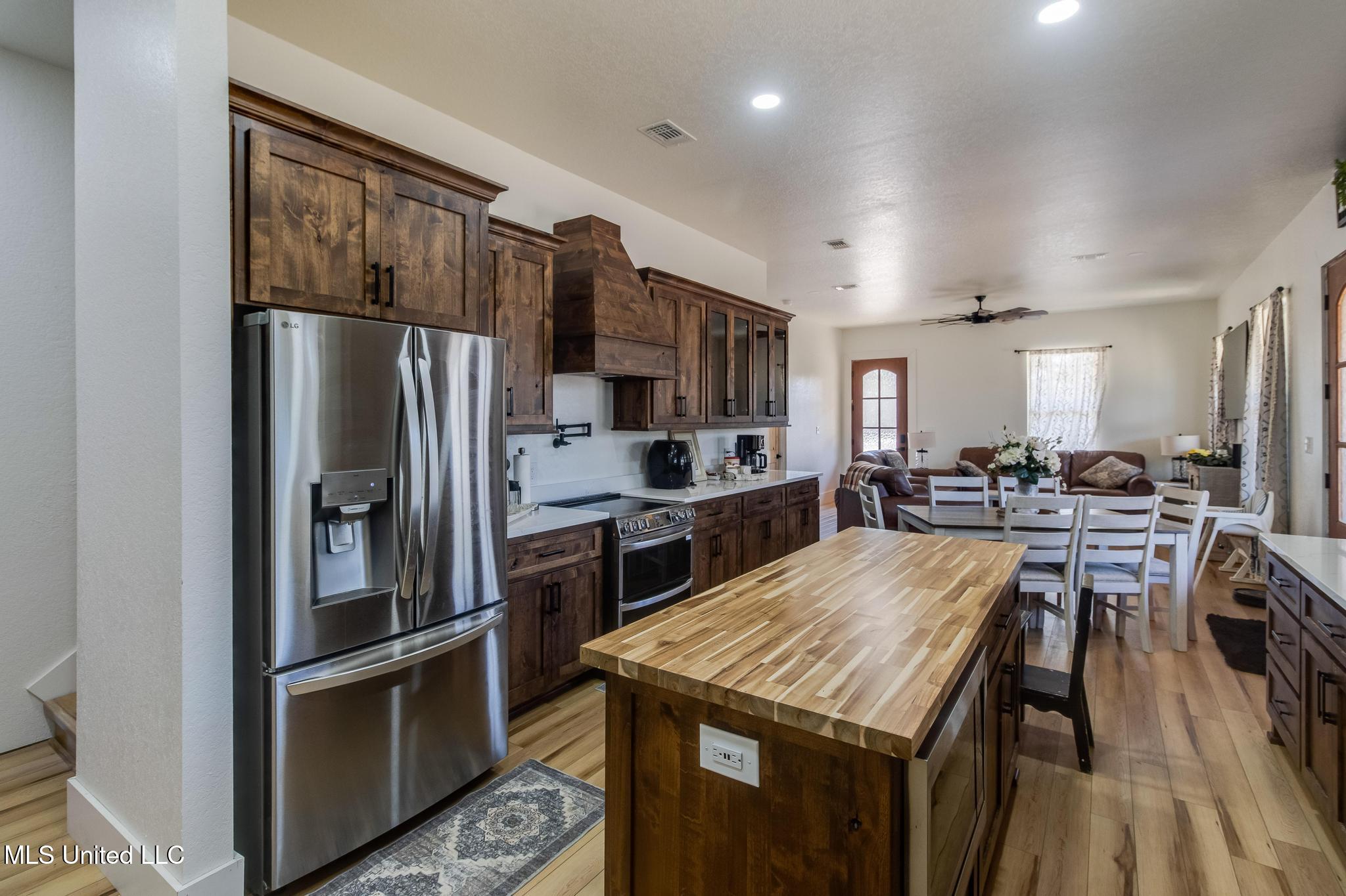 26990 Wilson Cemetery Road Vancleave, MS 39565 - Photo 12 of 26 IMG_2219