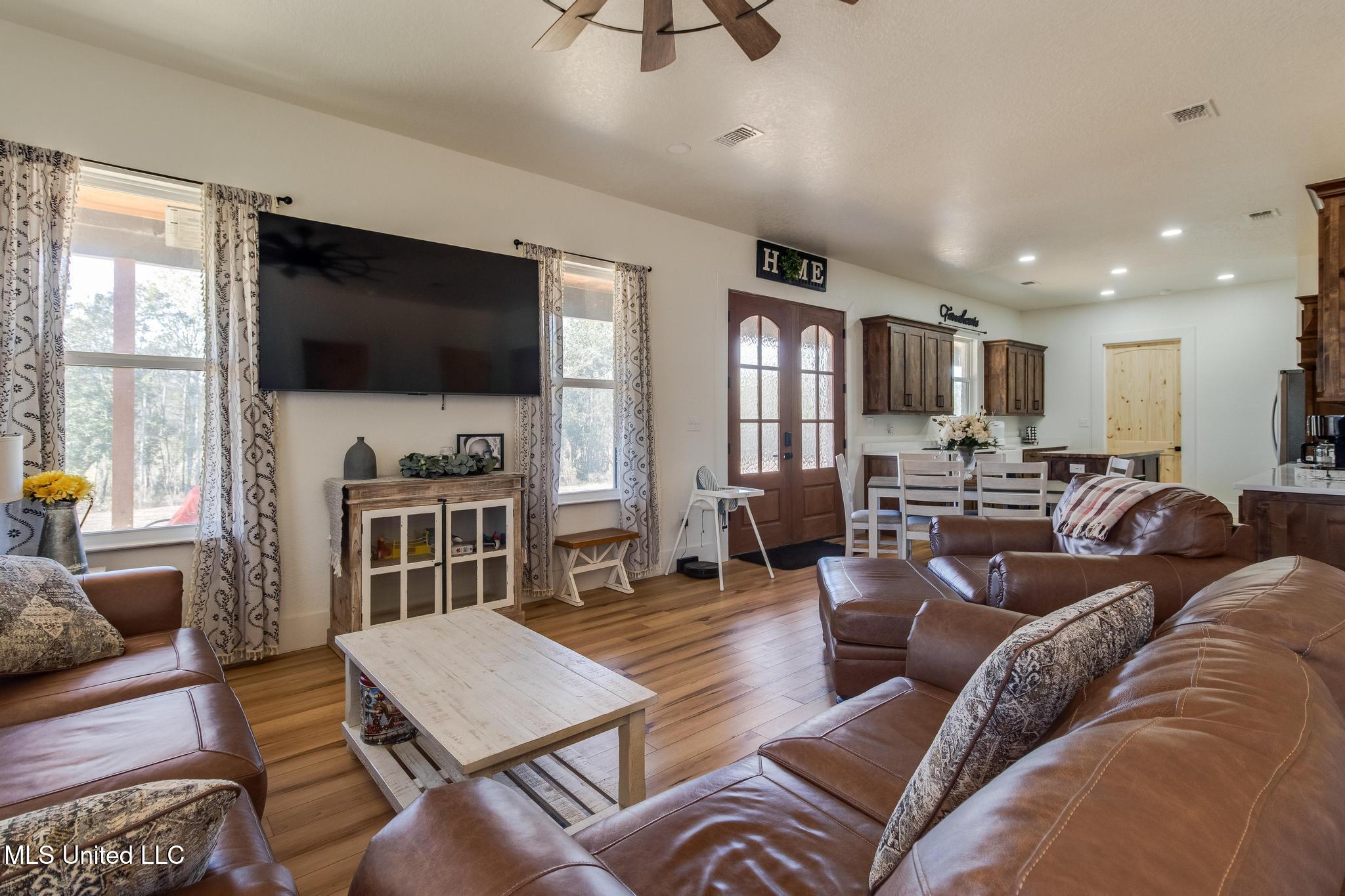 26990 Wilson Cemetery Road Vancleave, MS 39565 - Photo 7 of 26 IMG_2204