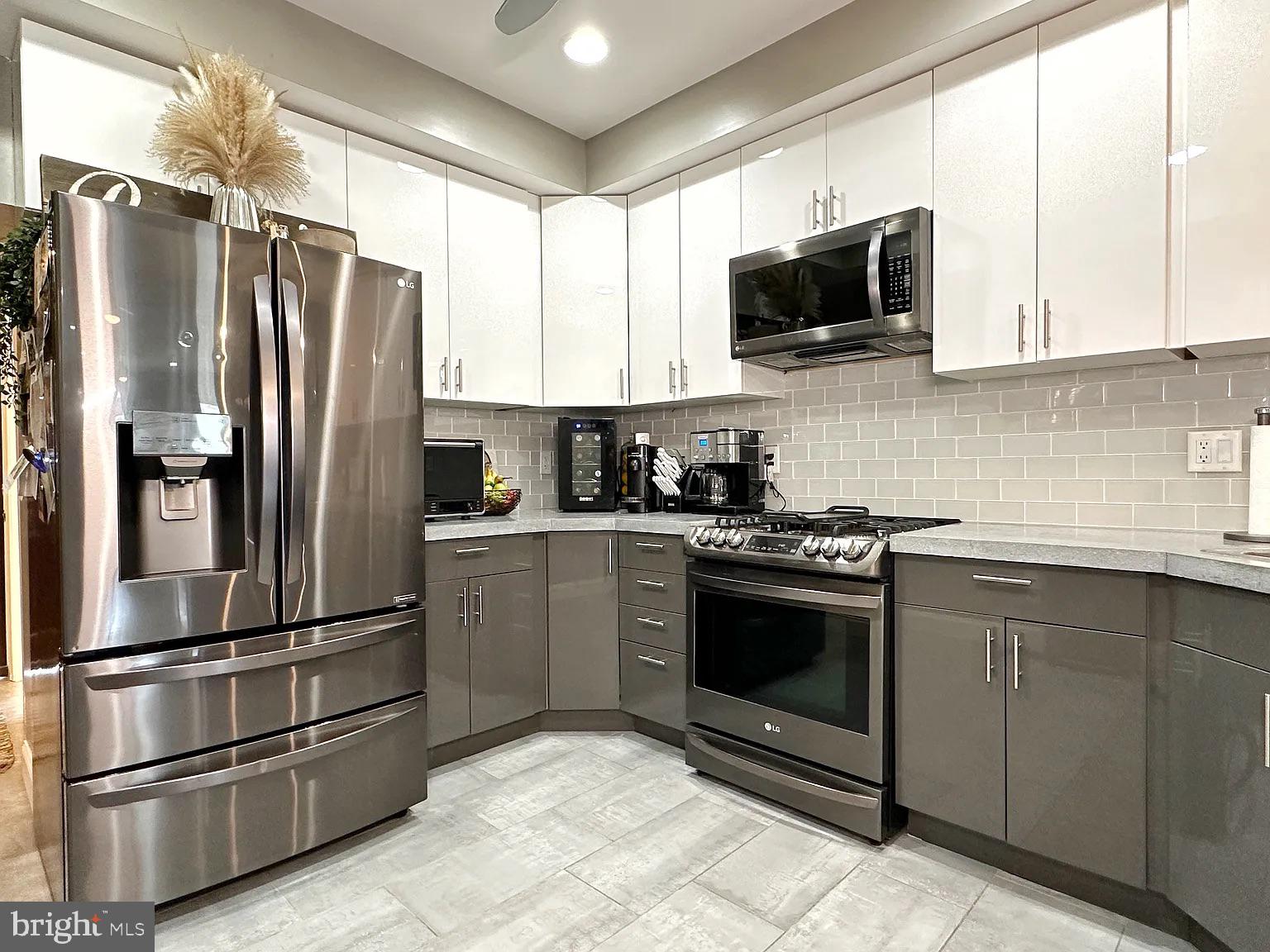 2605 South 17th Street Philadelphia, PA 19145 - Photo 6 of 30