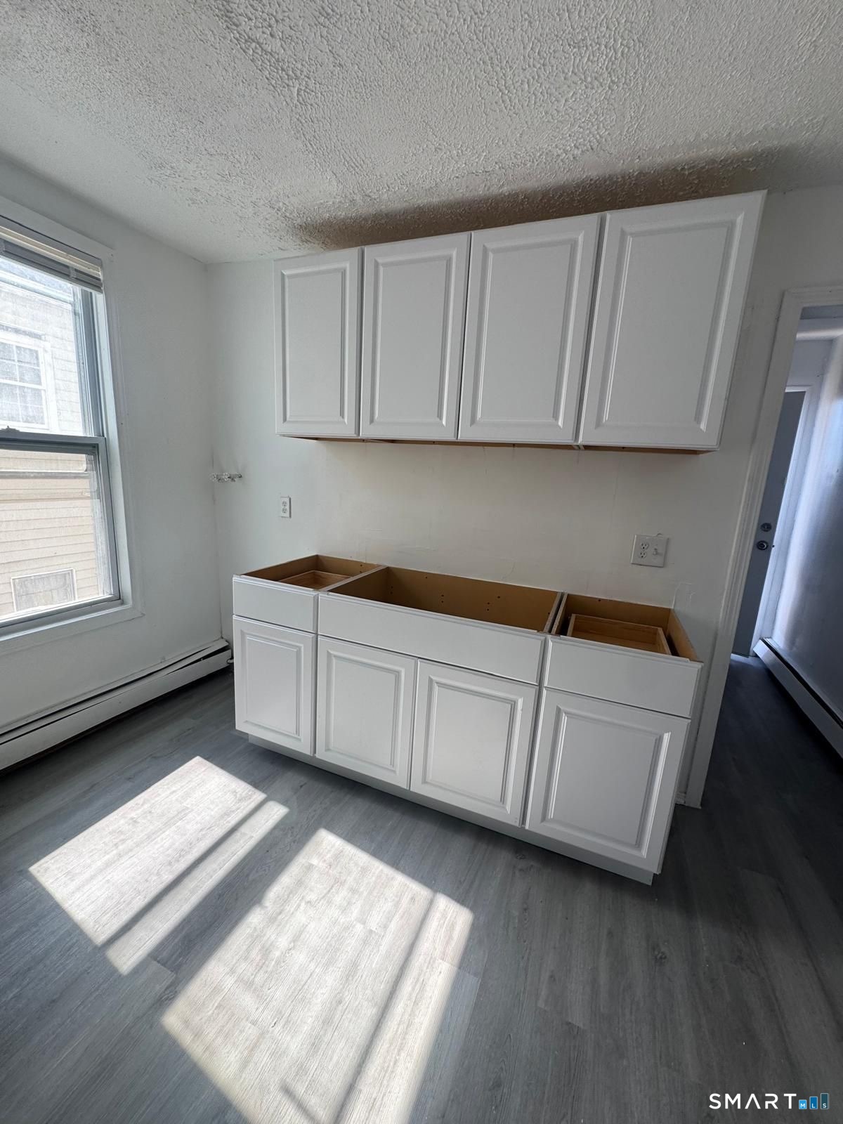 265 6th Street, Unit 3 Bridgeport, CT 06607 - Photo 1 of 1
