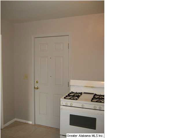 932 Center Way Southwest Birmingham, AL 35211 - Photo 14 of 24