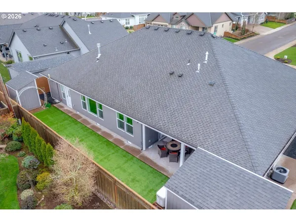 $795,000 | 680 Northwest 11th Avenue, Canby, OR 97013