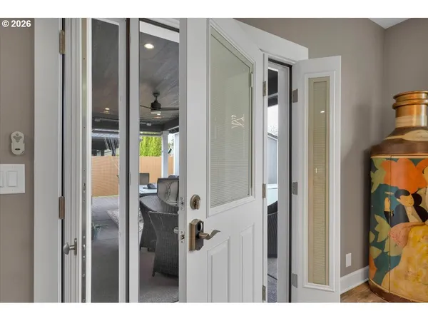 $795,000 | 680 Northwest 11th Avenue, Canby, OR 97013