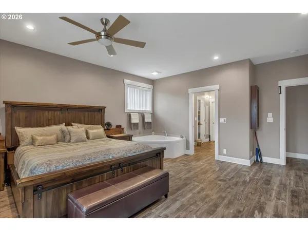 $795,000 | 680 Northwest 11th Avenue, Canby, OR 97013