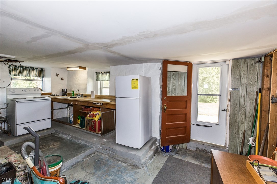 1744 Betz Road Akron, OH 44306 - Photo 24 of 30