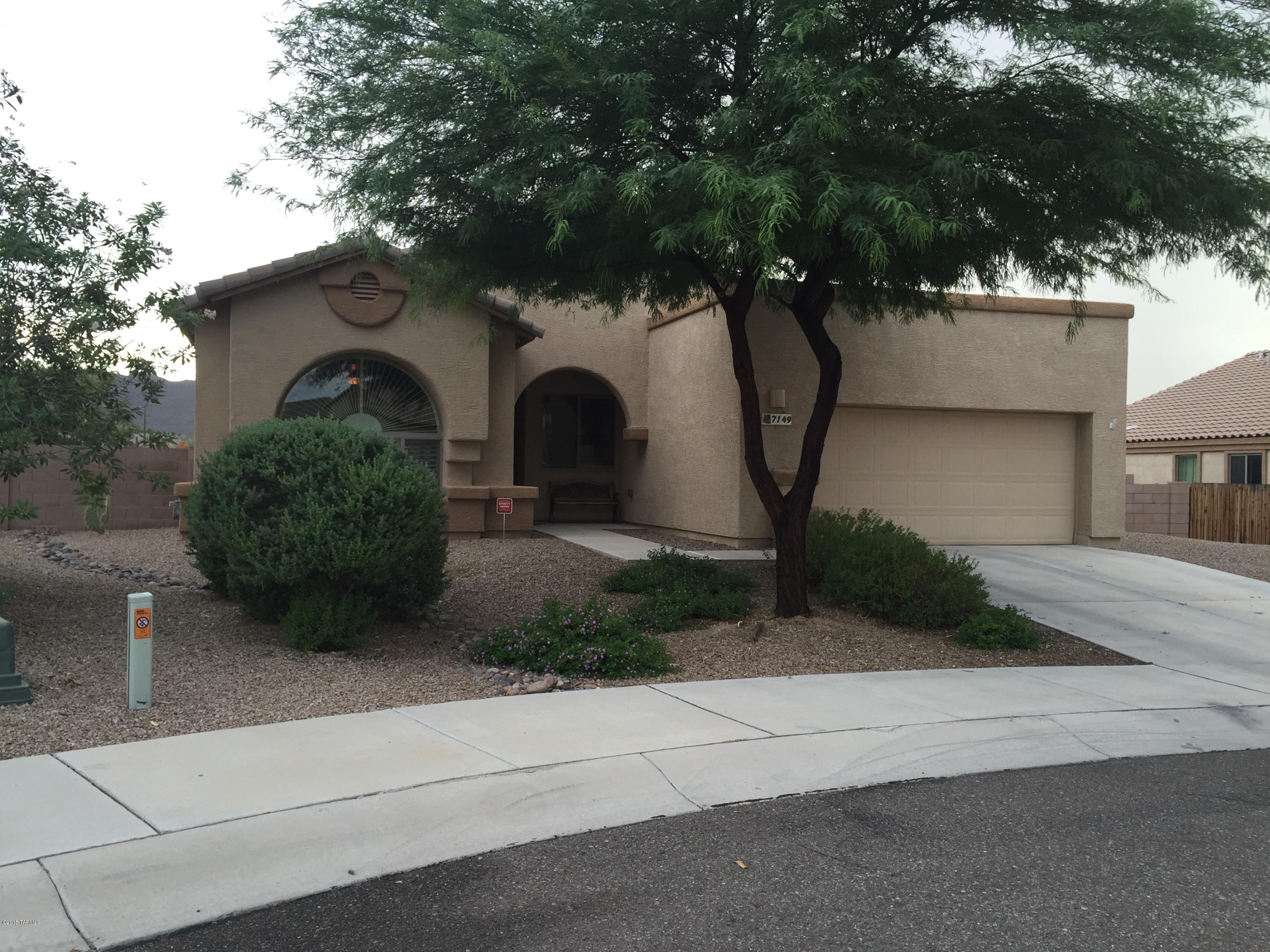 7149 West Oracle Ridge Trail Tucson, AZ 85743 - Photo 2 of 49 Gallery Image 2