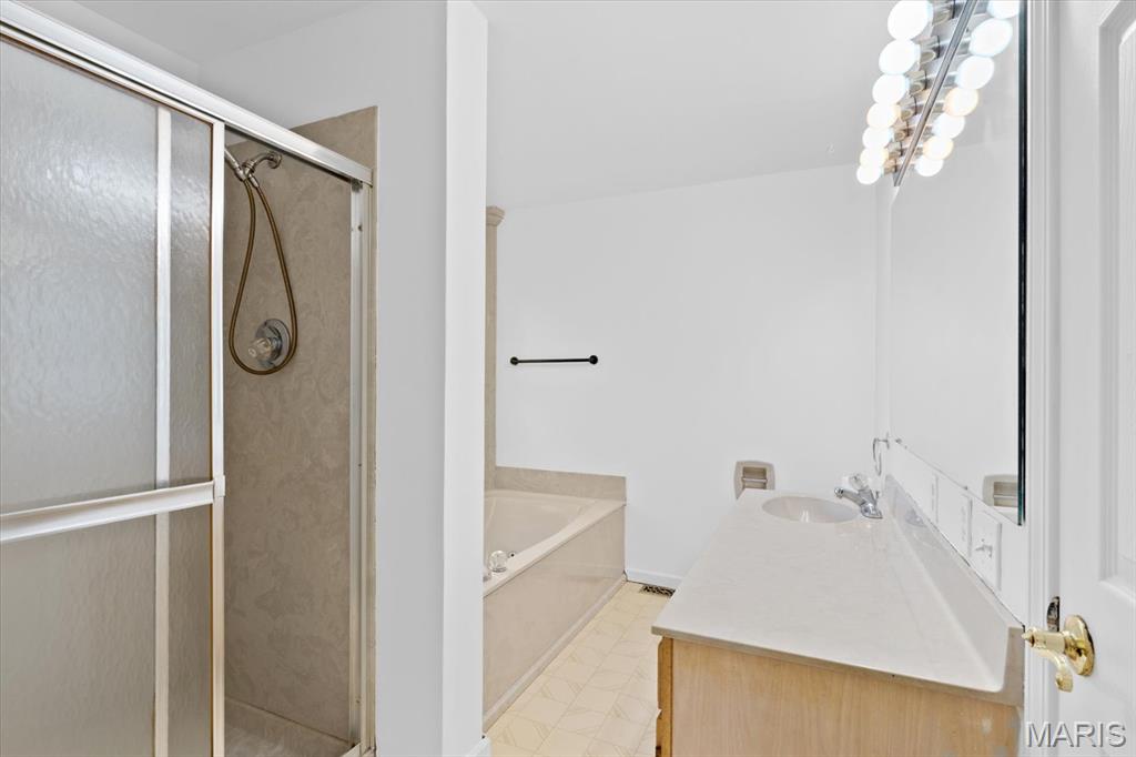 767 Darmstadt Street St. Libory, IL 62282 - Photo 13 of 47