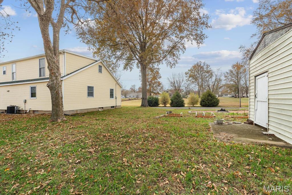 767 Darmstadt Street St. Libory, IL 62282 - Photo 33 of 47