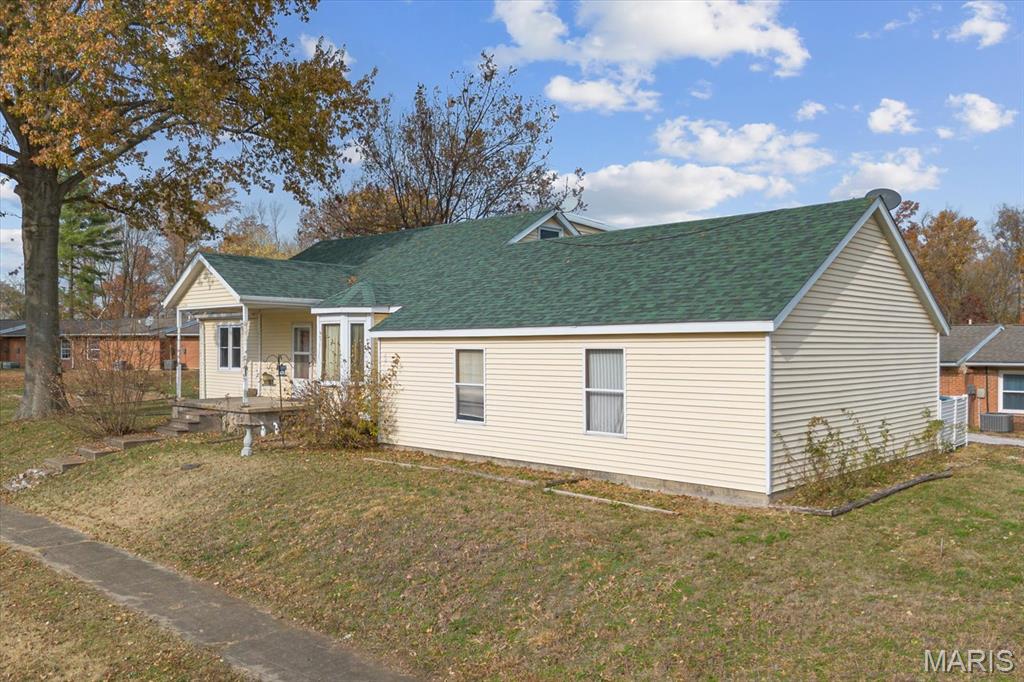 767 Darmstadt Street St. Libory, IL 62282 - Photo 35 of 47