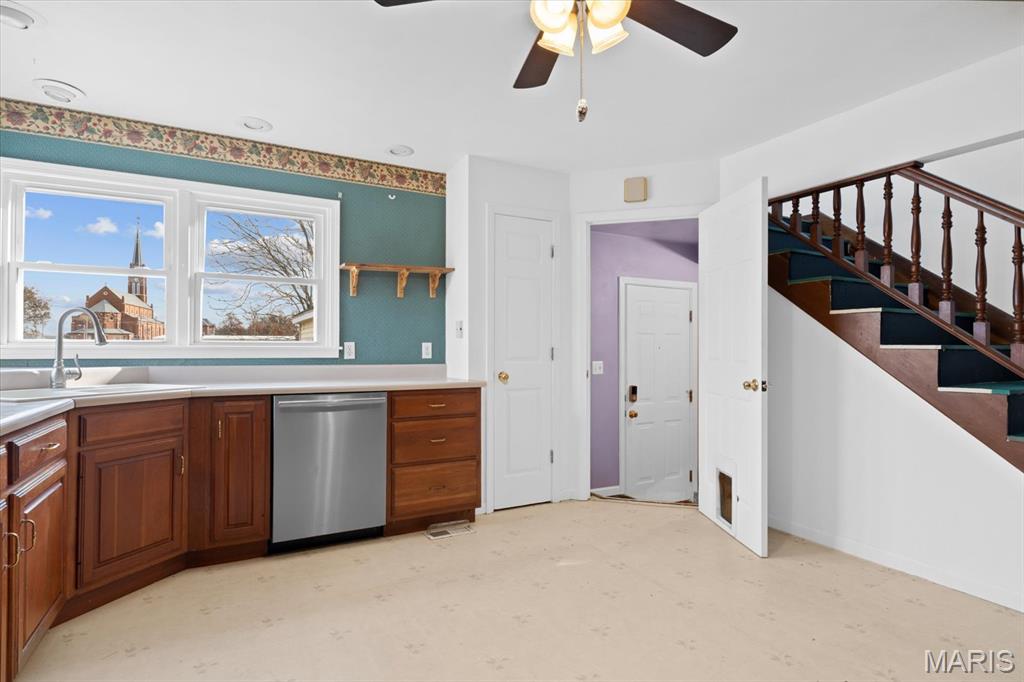 767 Darmstadt Street St. Libory, IL 62282 - Photo 8 of 47