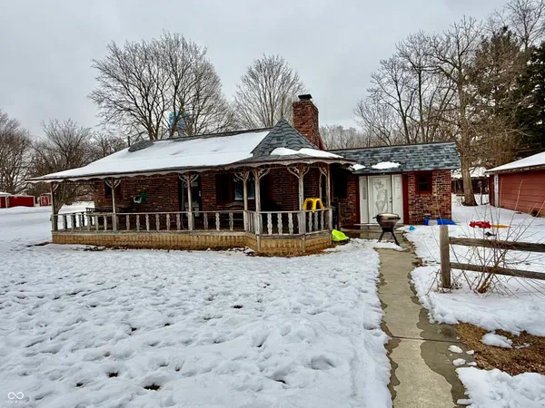 $160,000 | 404 South 8th Street, Cayuga, IN 47928