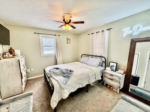 $160,000 | 404 South 8th Street, Cayuga, IN 47928