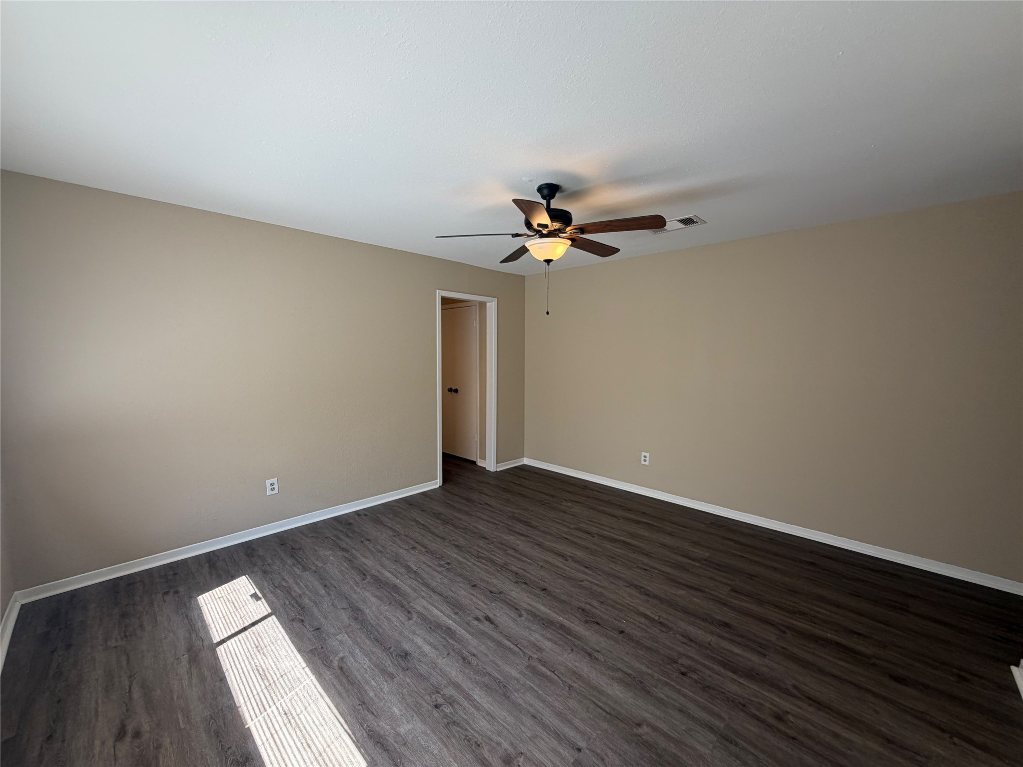 2015 Trailing Vine Road Spring, TX 77373 - Photo 24 of 28 Gallery Image 24
