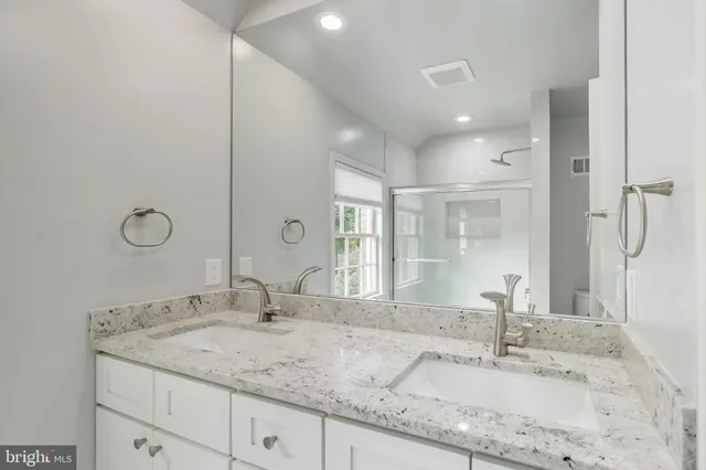 a view of under construction room