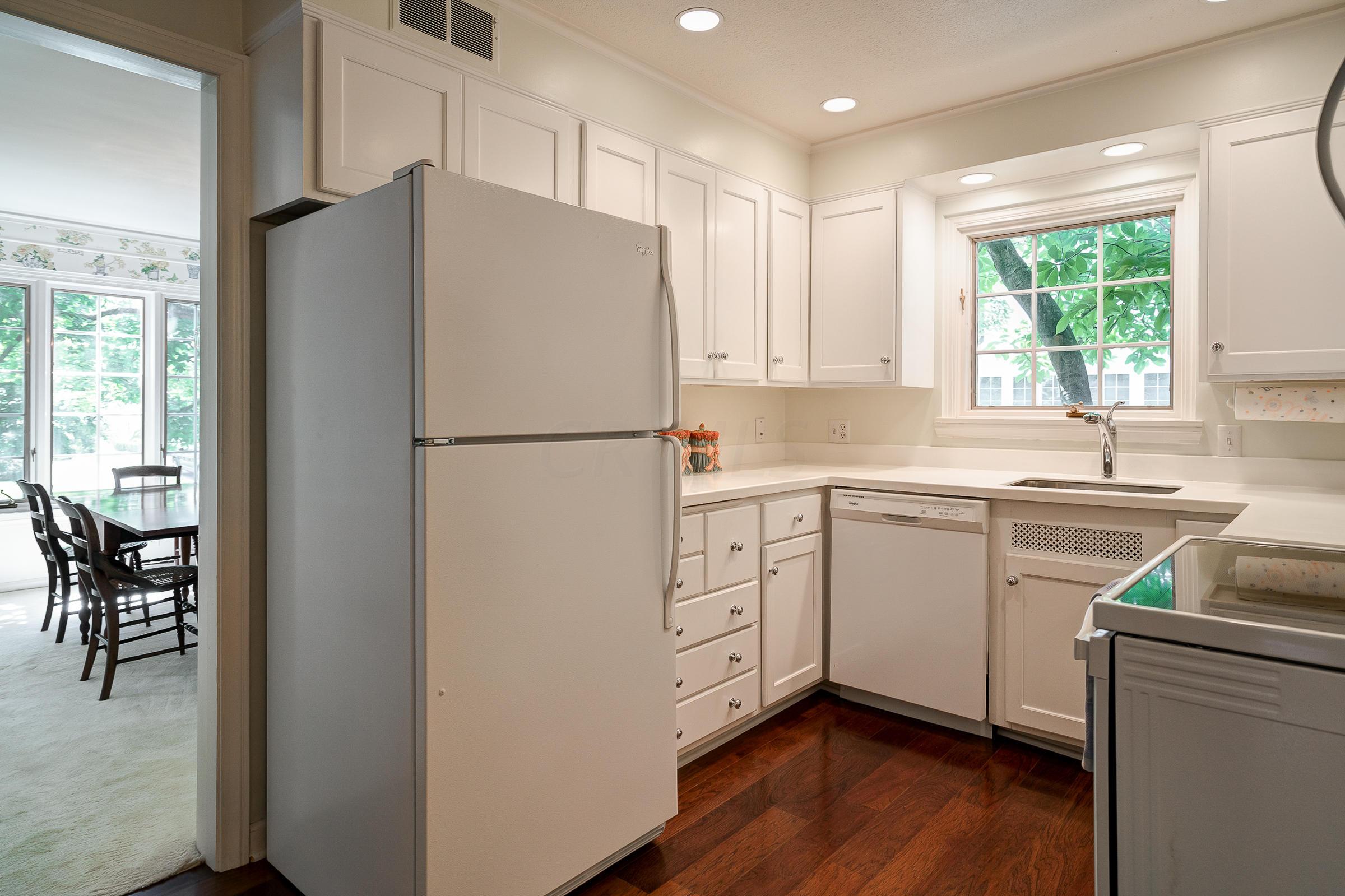 2104 Elgin Road Upper Arlington, OH 43221 - Photo 8 of 27