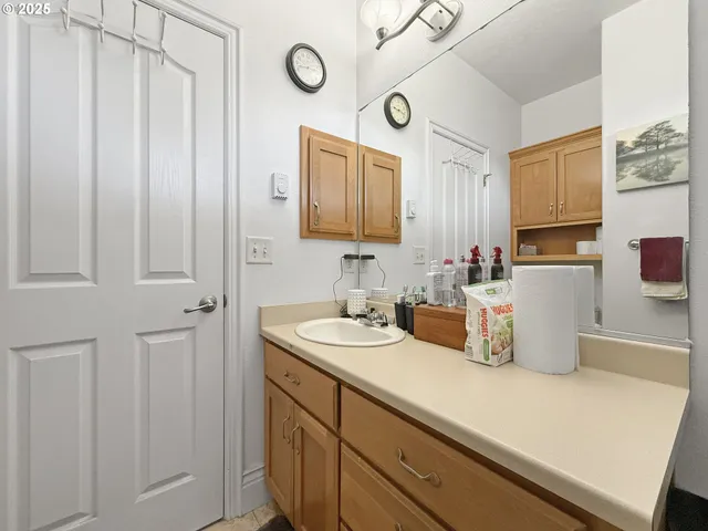 $414,900 | 731 3rd Street, Unit C / 3, Brookings, OR 97415