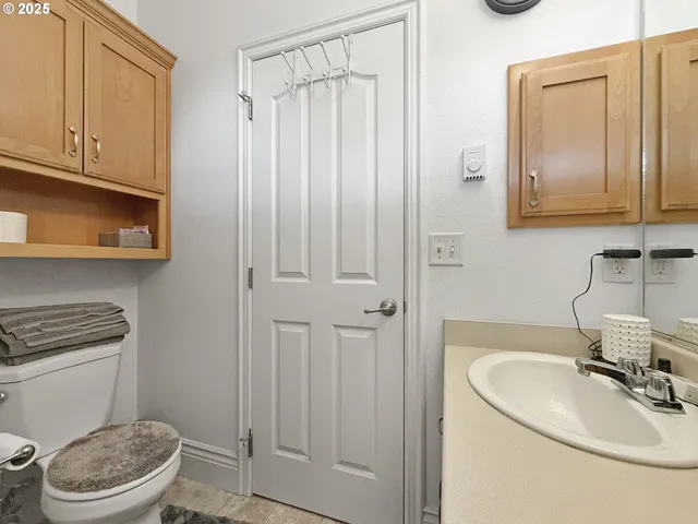 $414,900 | 731 3rd Street, Unit C / 3, Brookings, OR 97415