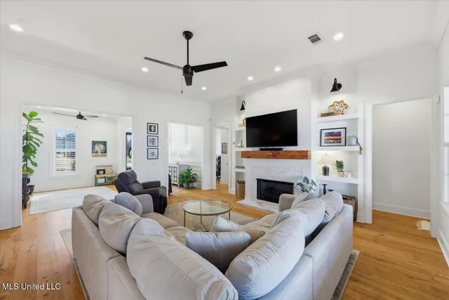 $650,000 | 735 Cotton Creek Trail, Brandon, MS 39047